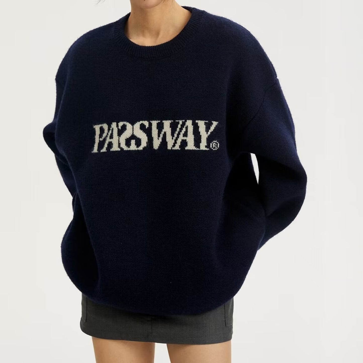 Women's Vintage- Long Sleeve Sweatshirt for Relaxed Comfort